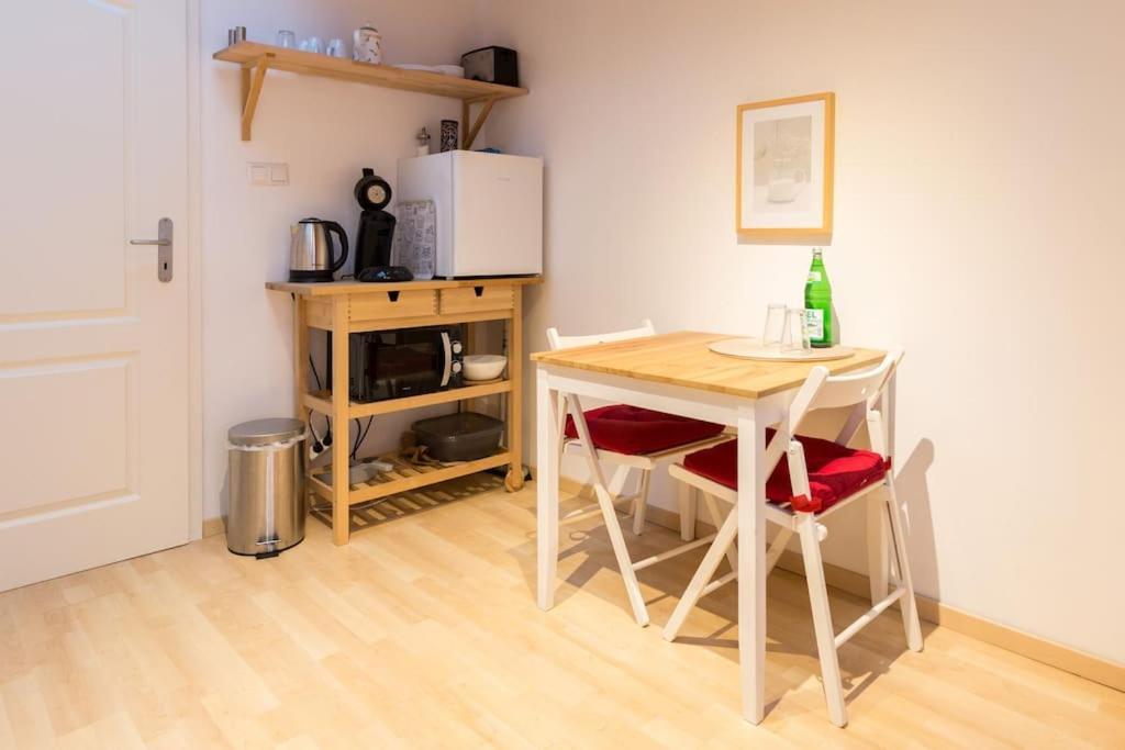 Apartment Wilhelmstr Fuer Bis Zu 3 Personen Brühl Εξωτερικό φωτογραφία